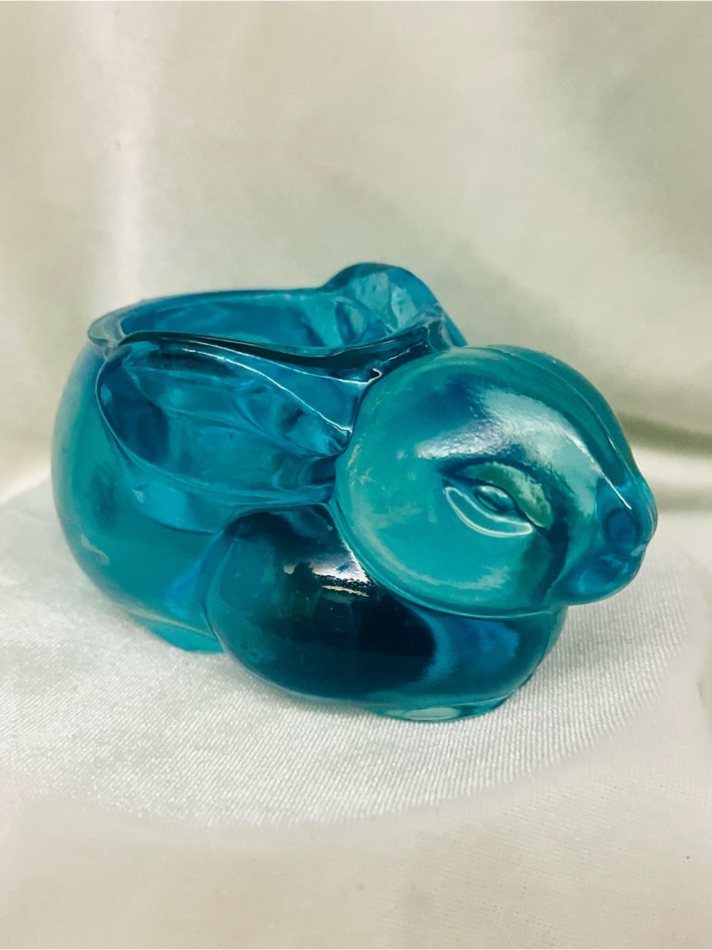 Vintage Indian Glass bunny tea light/votive candle holdwr